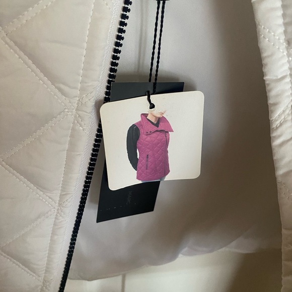Marc Jacobs White Quilted Vestswà NWT - Picture 3 of 3